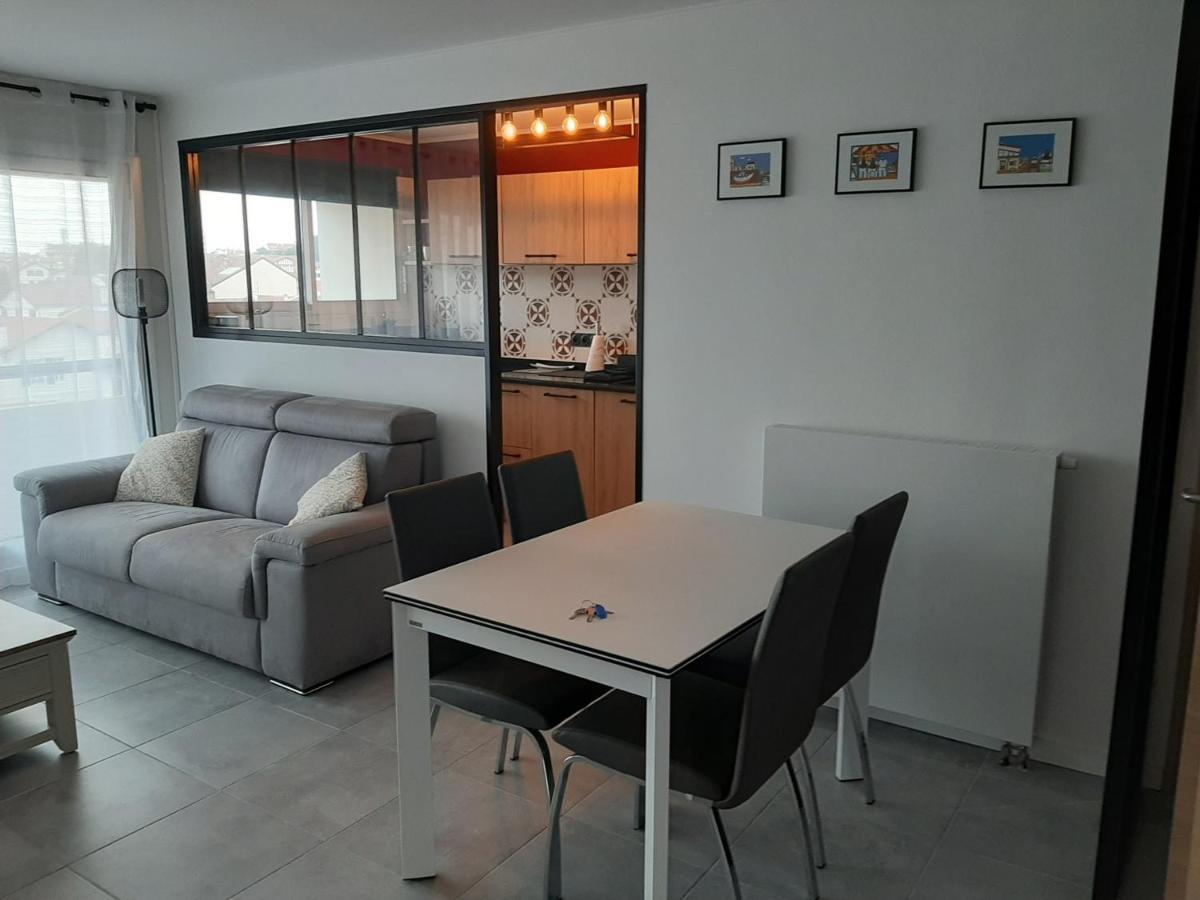 Appartement T3 Renove A 10 Min Du Centre-Ville Avec Balcon, Garage Et Wifi A Saint-Jean-De-Luz - Fr-1-239-584 Exterior foto