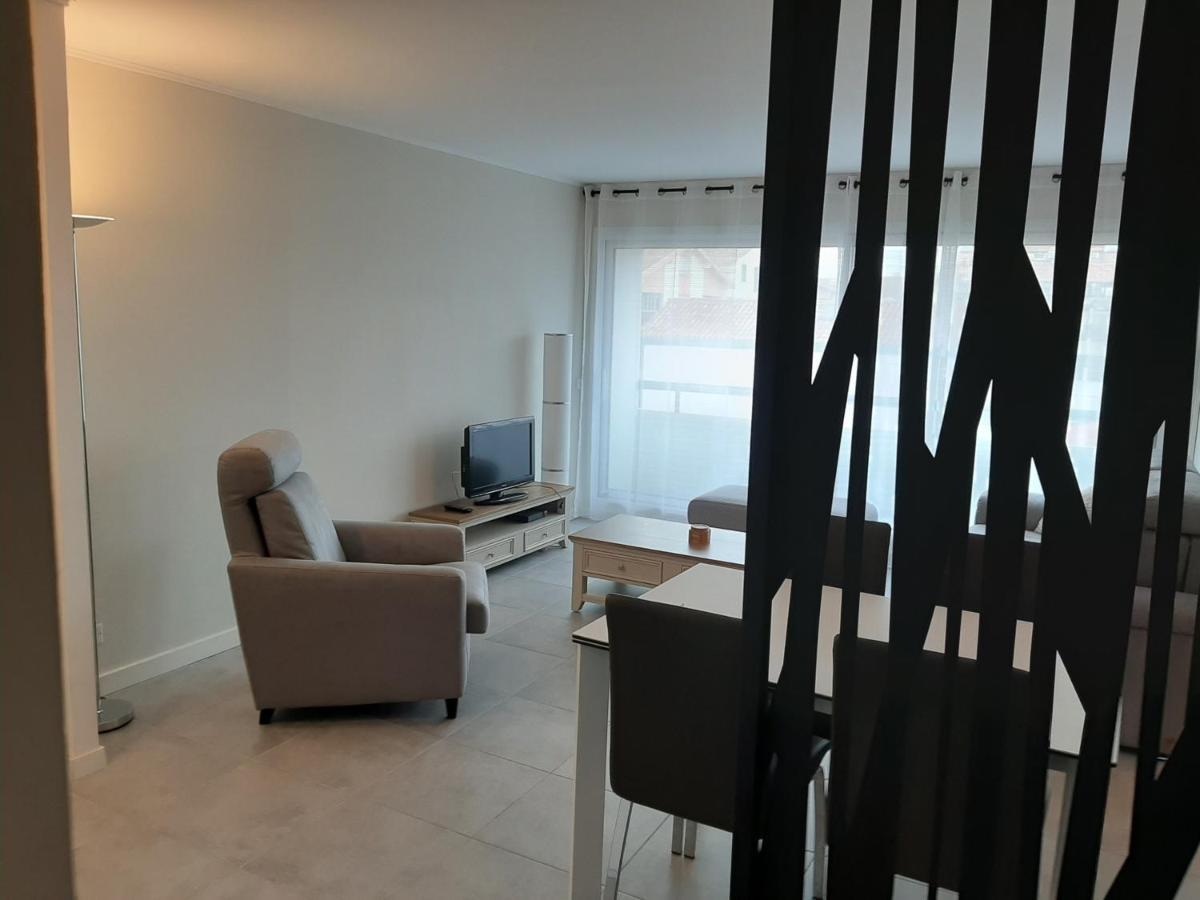 Appartement T3 Renove A 10 Min Du Centre-Ville Avec Balcon, Garage Et Wifi A Saint-Jean-De-Luz - Fr-1-239-584 Exterior foto